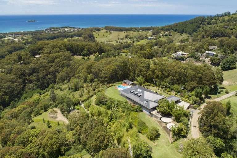 Holistic Wellness Retreat Retreat Me Happy 768x512