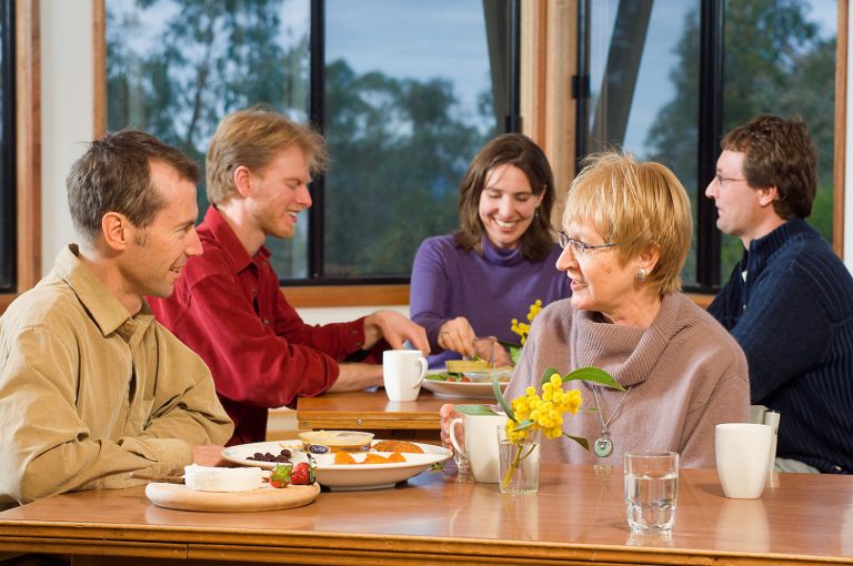 dining 8 768x510
