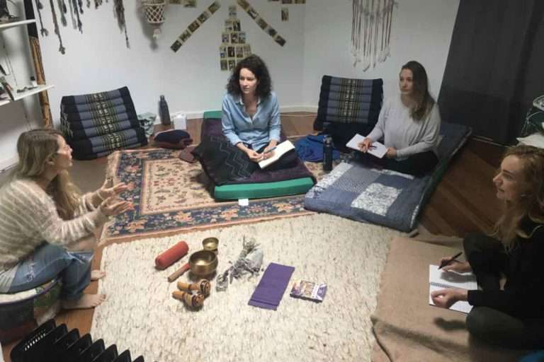 womens retreat 768x512