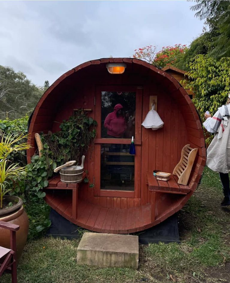 248805143 10161263836397588 4205861734655486291 n 768x945