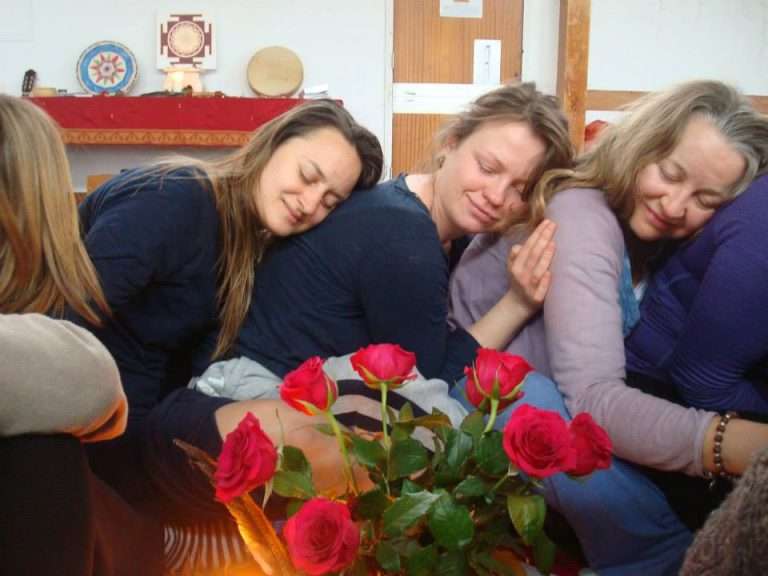 womens circle 768x576