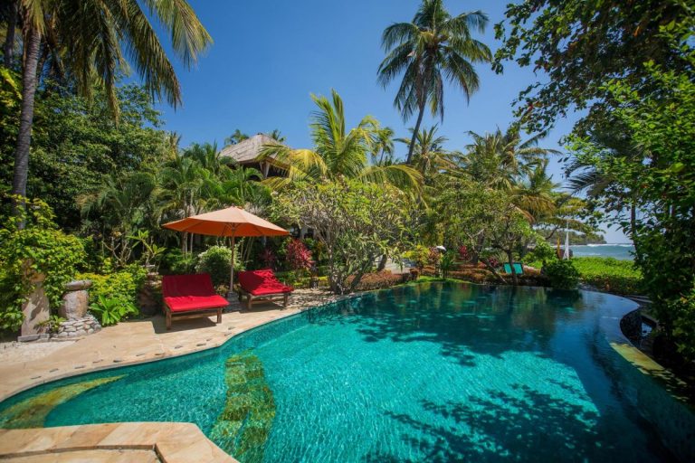 6c Pool Kopie e1597364441251 768x512