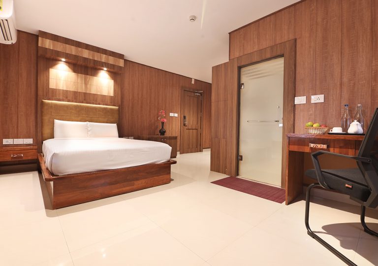 FINISH 00 14 768x540