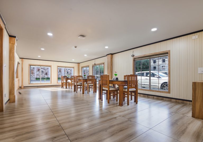 FINISH 00 19 768x540