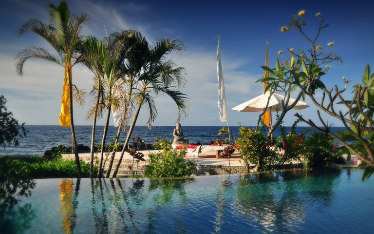 Gallerie Pool Meer 1600 1000 768x480