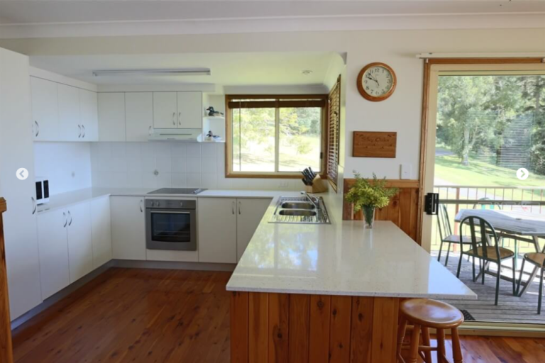 silky oaks 2 768x512