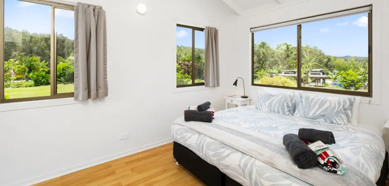 ensuite room byron bay 768x368
