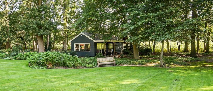 retreat private cottage 1