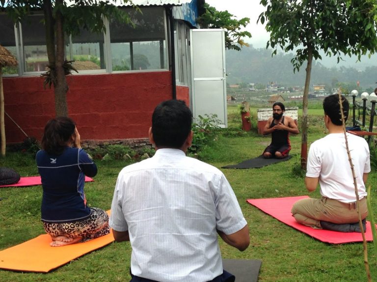 Detox yoga pokhara nepal 768x576