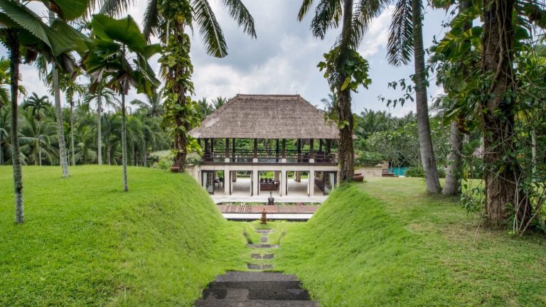 Good exterior pic 1 768x432