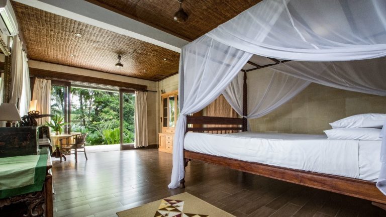 King room purnati center arts purnati 40 582e9765a7cbd 768x432