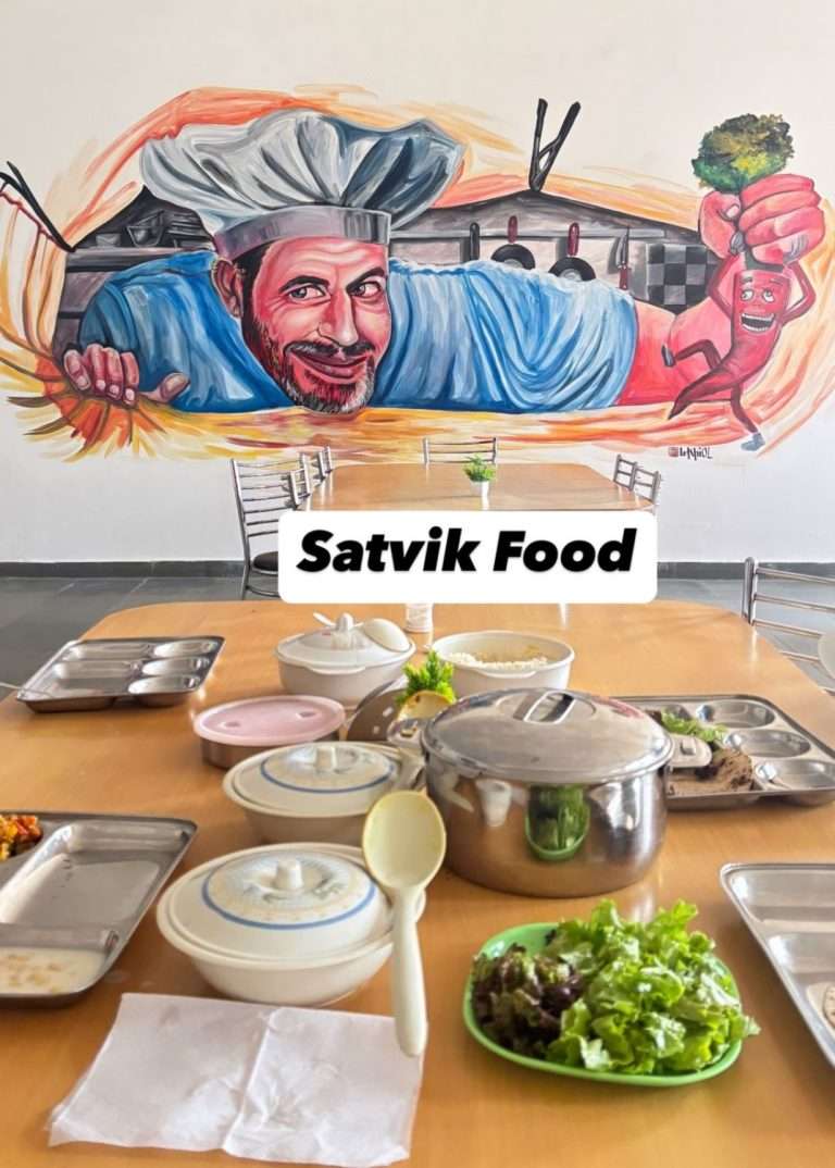 dINING AREA 768x1074