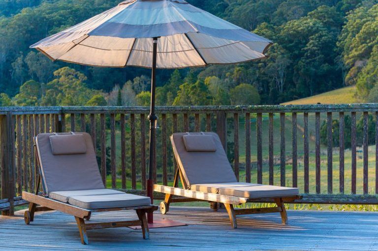 Pool chairs 2 768x511