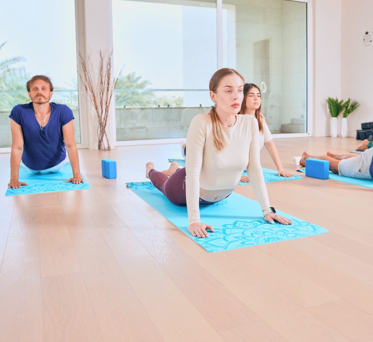 DSC00346 min 1 768x703