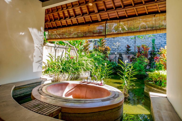 yoga retreat in bali by empower balance 54 768x512