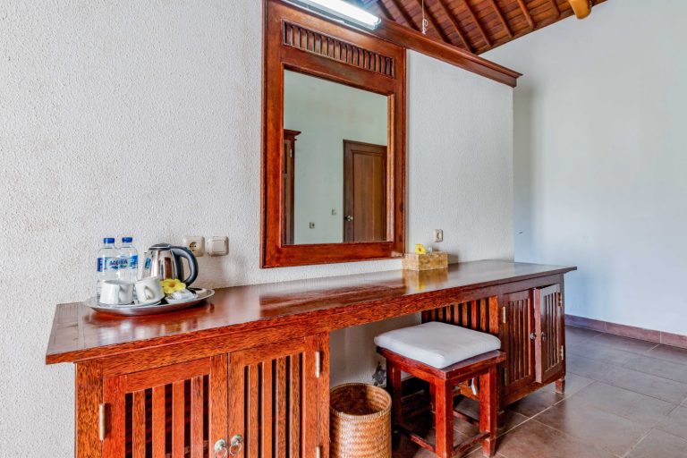 yoga retreat in bali by empower balance 70 768x512