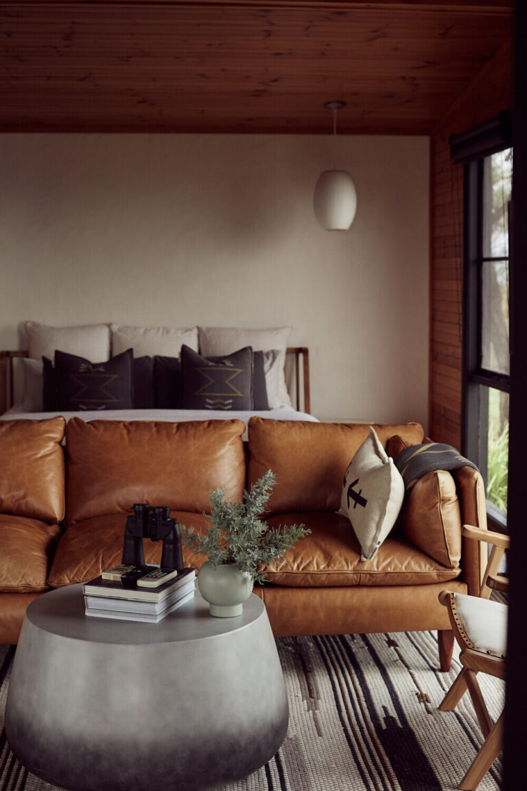 hilltop couch 768x1152